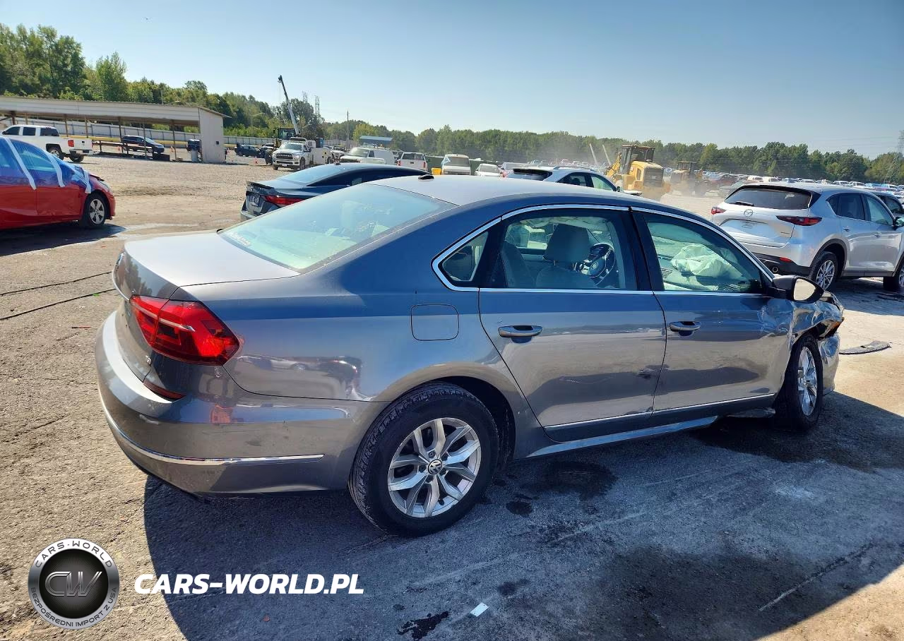 2016 Volkswagen Passat S VIN:1VWAT7A3XGC059298 - 3