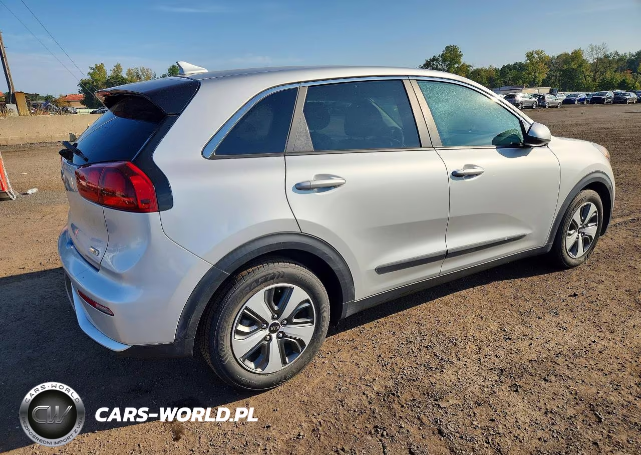 2017 Kia Niro Fe VIN:KNDCB3LC7H5047877 - 3