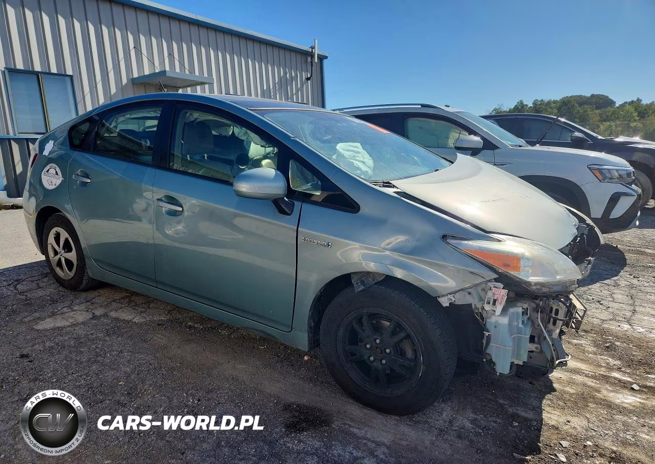 2015 Toyota Prius Four VIN:JTDKN3DU9F2002948 - 4