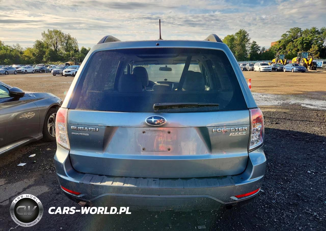 2013 Subaru Forester 2.5X Premium VIN:JF2SHACC9DH403433 - 6