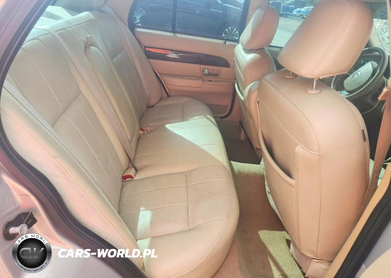 2010 Mercury Grand Marquis Ls VIN:2MEBM7FVXAX606917 - 10