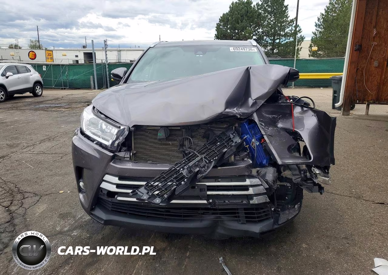 2019 Toyota Highlander Xle VIN:5TDJZRFH5KS593222 - 5