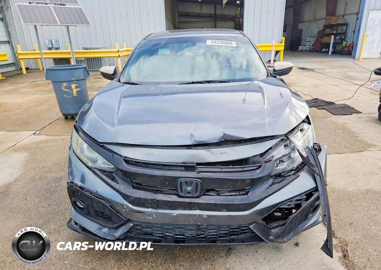 2018 Honda Civic Sport VIN:SHHFK7H45JU410055 - 5
