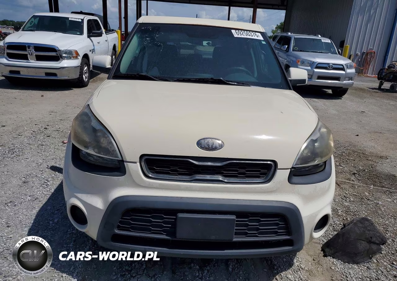 2013 Kia Soul Base VIN:KNDJT2A51D7756113 - 5