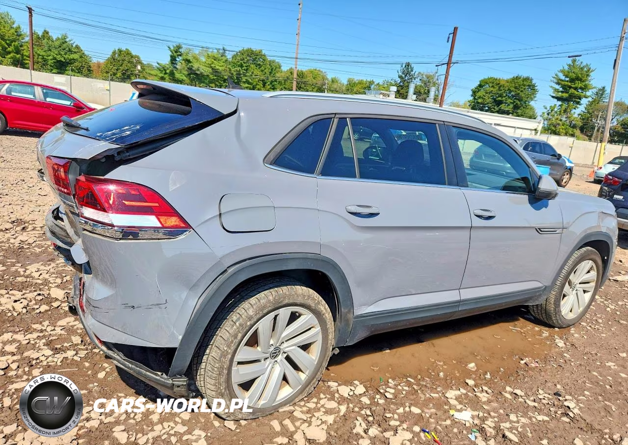 2021 Volkswagen Atlas Cross Sport Se VIN:1V2KE2CA7MC210947 - 3