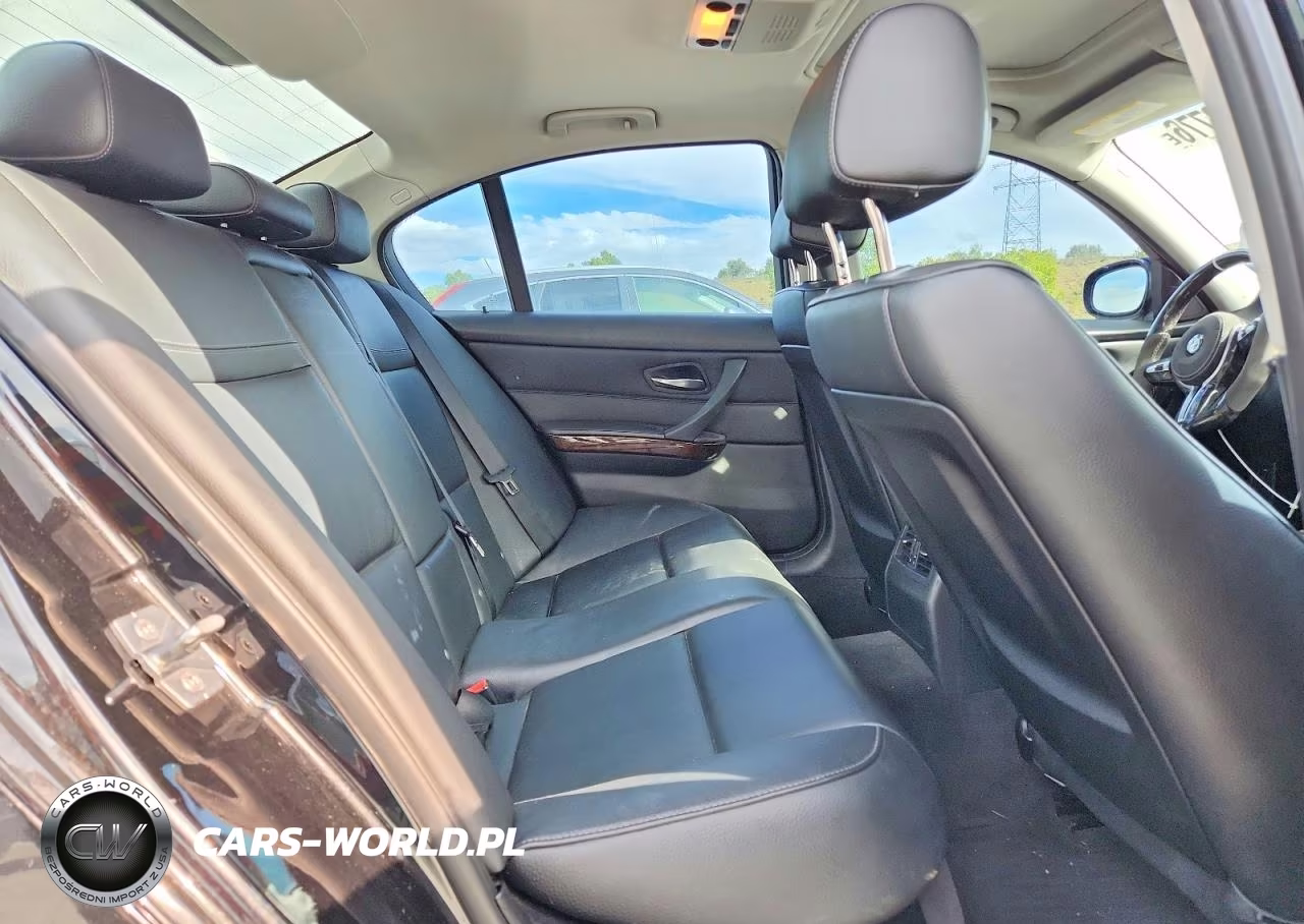 2011 BMW 328 Xi VIN:WBAPK7C54BF196501 - 10