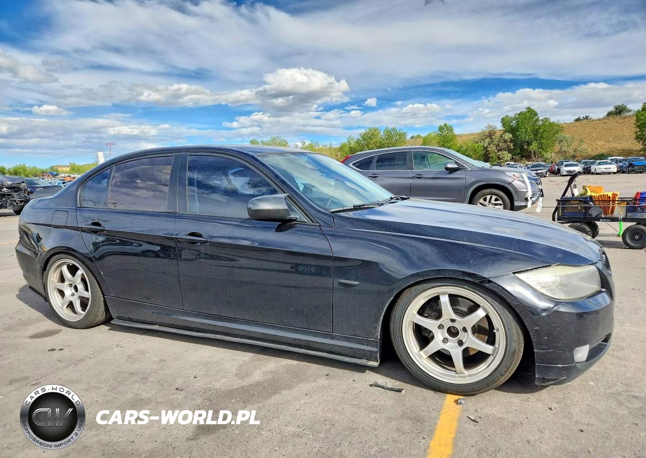 2011 BMW 328 Xi VIN:WBAPK7C54BF196501 - 4