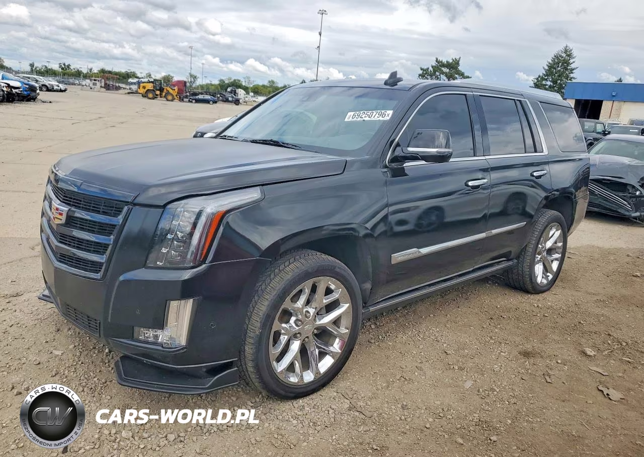2018 Cadillac Escalade Platinum VIN:1GYS4DKJ8JR158815 - 1