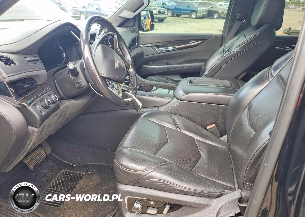 2018 Cadillac Escalade Platinum VIN:1GYS4DKJ8JR158815 - 7