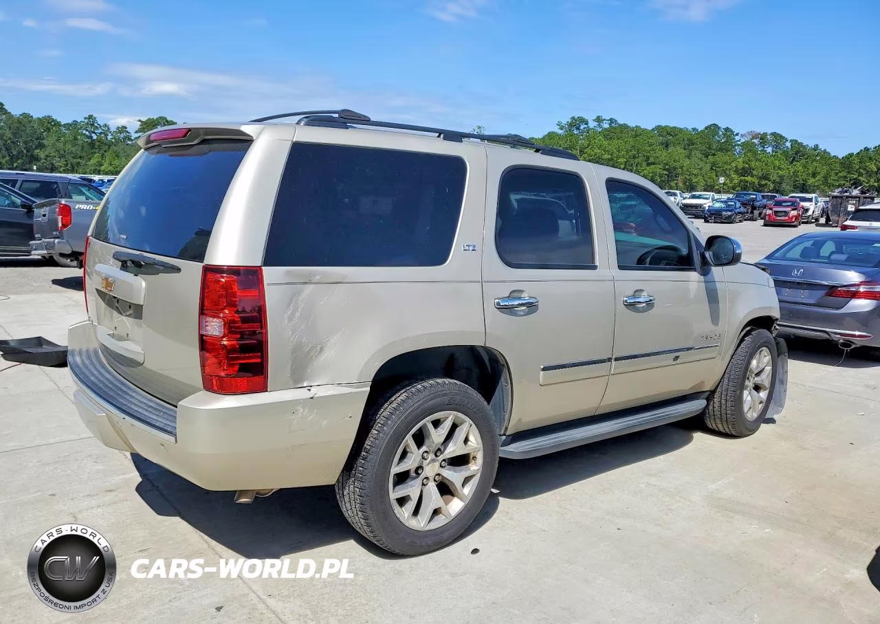 2013 Chevrolet Tahoe C1500 Ltz VIN:1GNSCCE03DR181839 - 3