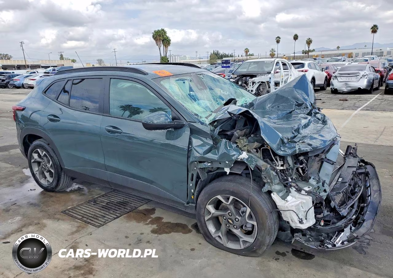 2025 Chevrolet Trax 1Lt VIN:KL77LHEP0SC319360 - 4