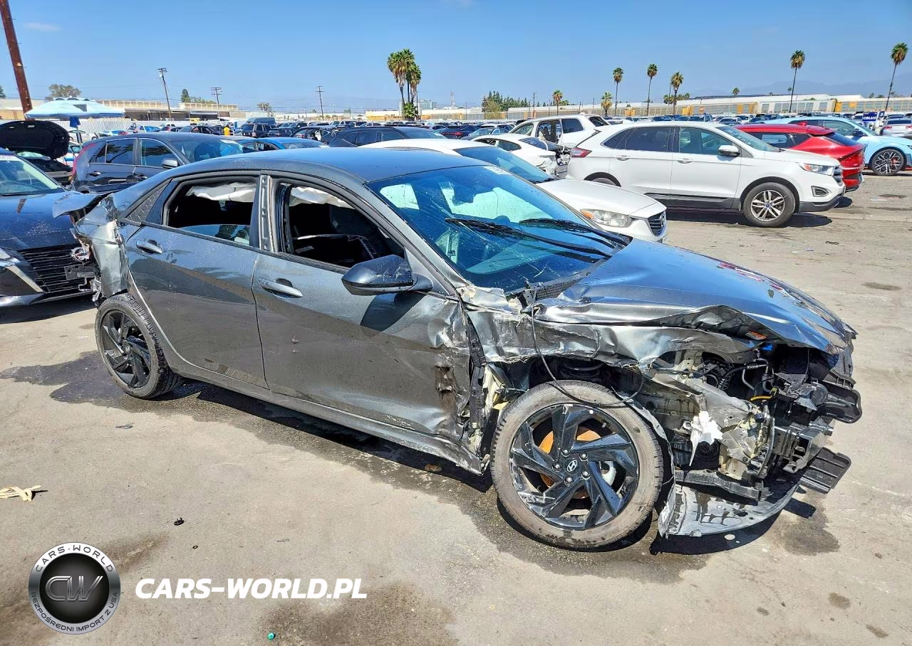 2026 Hyundai Elantra Sel Sport VIN:KMHLM4DG9TU145823 - 4