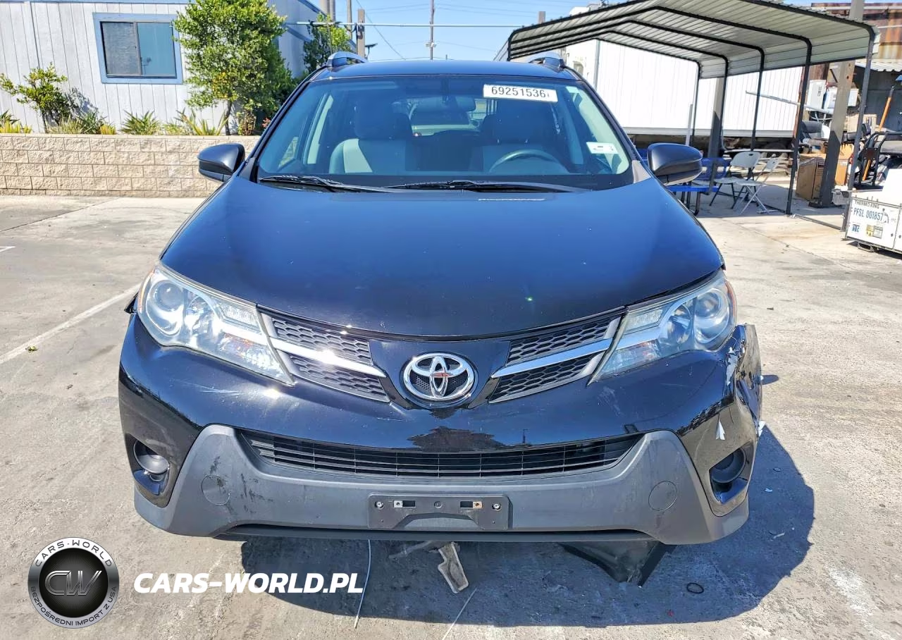 2015 Toyota Rav4 Le VIN:2T3BFREV9FW311611 - 5