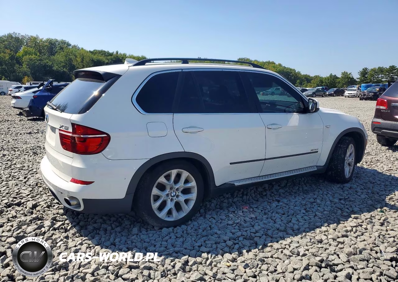 2013 BMW X5 xDrive35I VIN:5UXZV4C57D0B20960 - 3