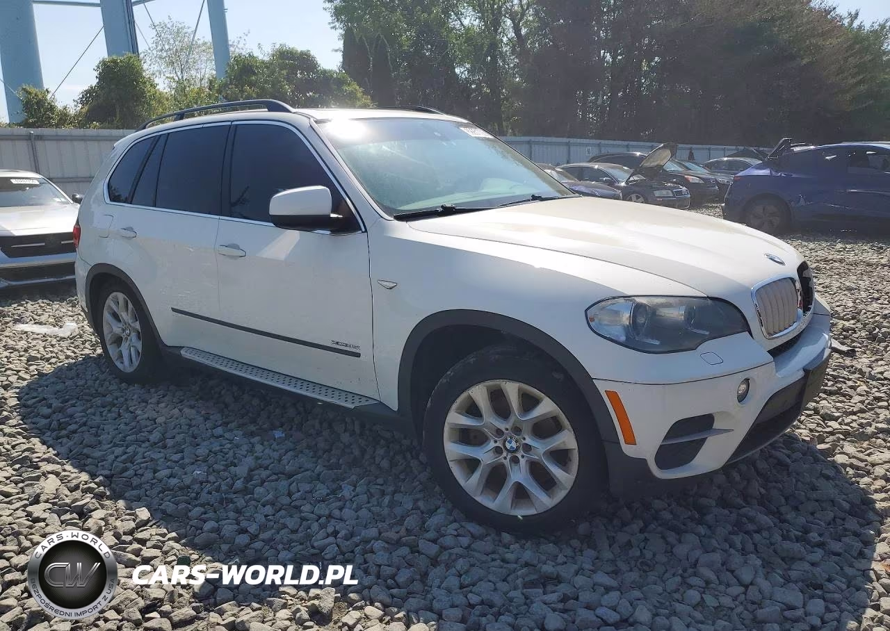 2013 BMW X5 xDrive35I VIN:5UXZV4C57D0B20960 - 4