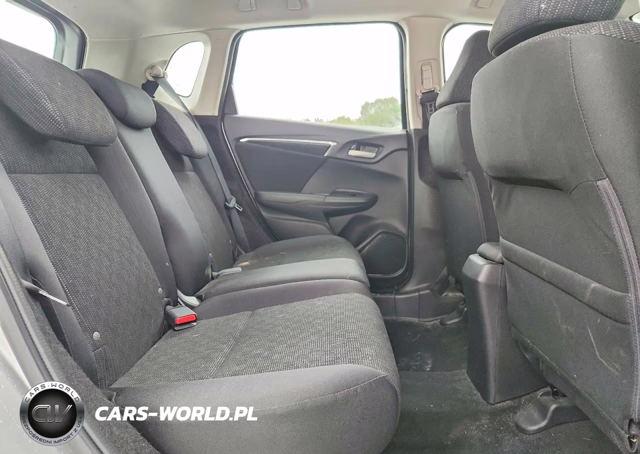 2015 Honda Fit Lx VIN:3HGGK5H56FM709237 - 10