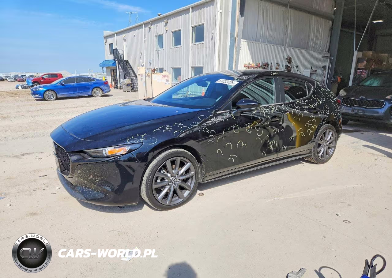 2020 Mazda Mazda3 Hatchback Preferred Package VIN:JM1BPBMM9L1162088 - 1