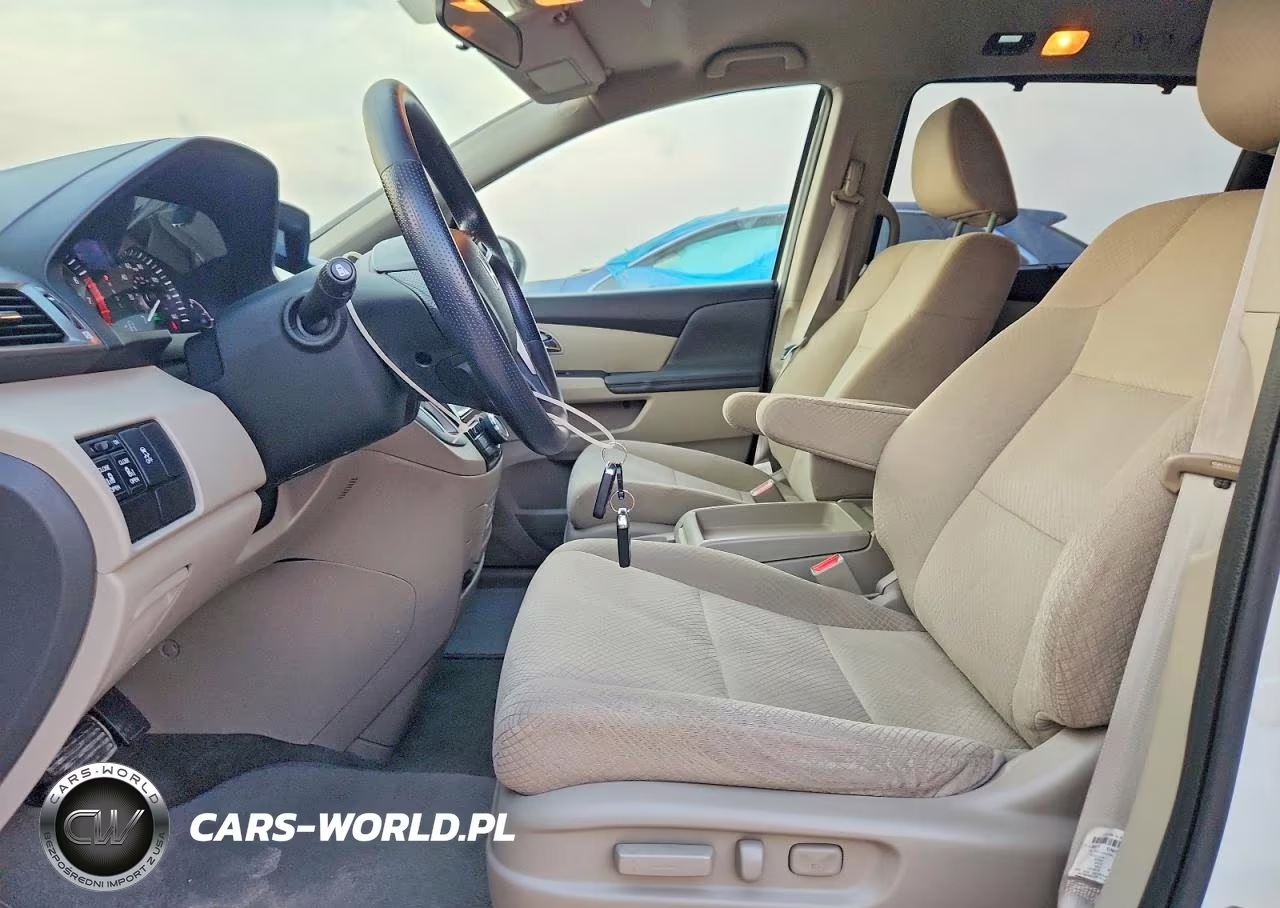 2016 Honda Odyssey Se VIN:5FNRL5H3XGB162188 - 7