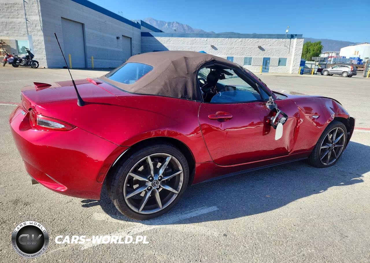 2019 Mazda Mx-5 Miata Grand Touring VIN:JM1NDAD75K0304113 - 3