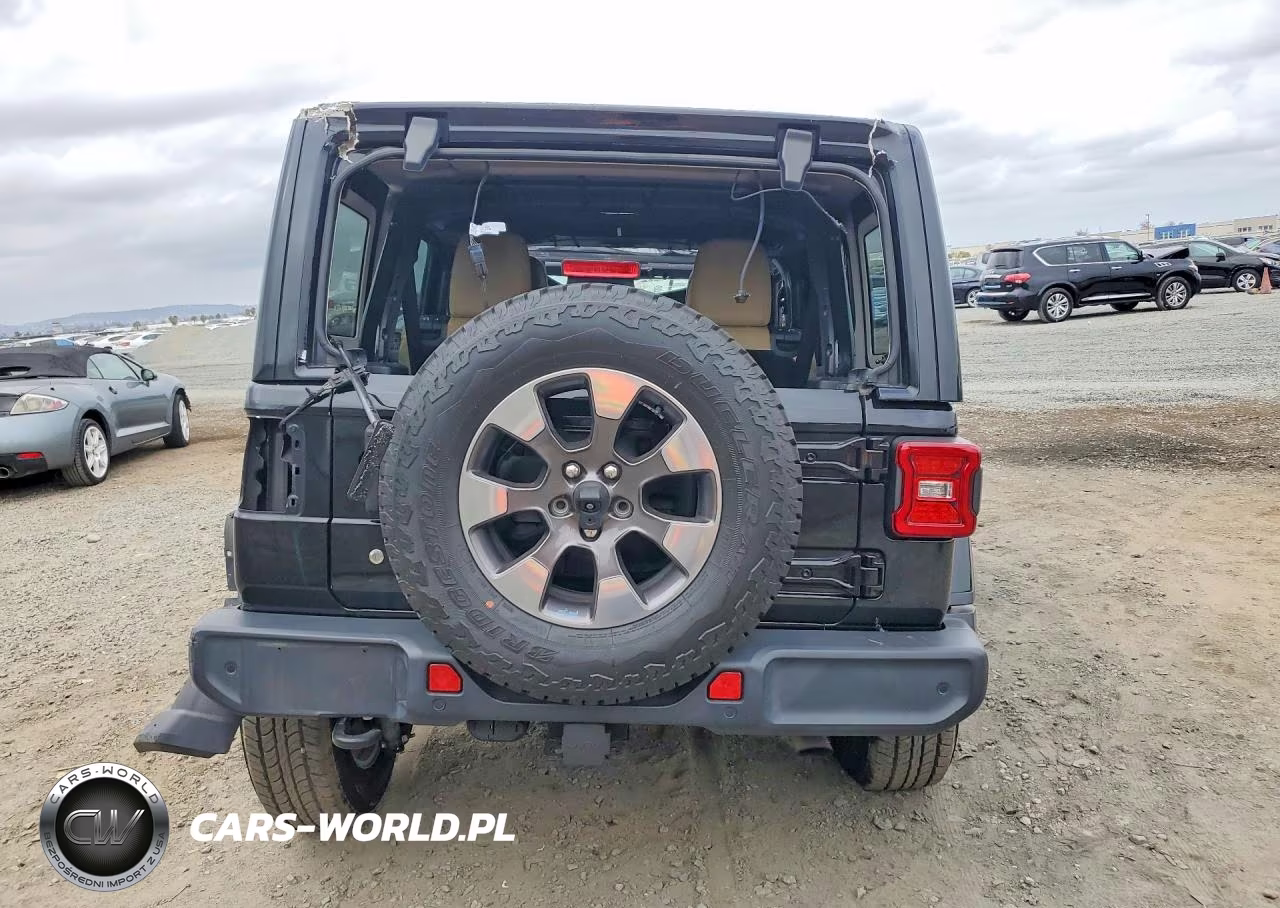 2018 Jeep Wrangler Unlimited Sahara VIN:1C4HJXEG7JW190294 - 6