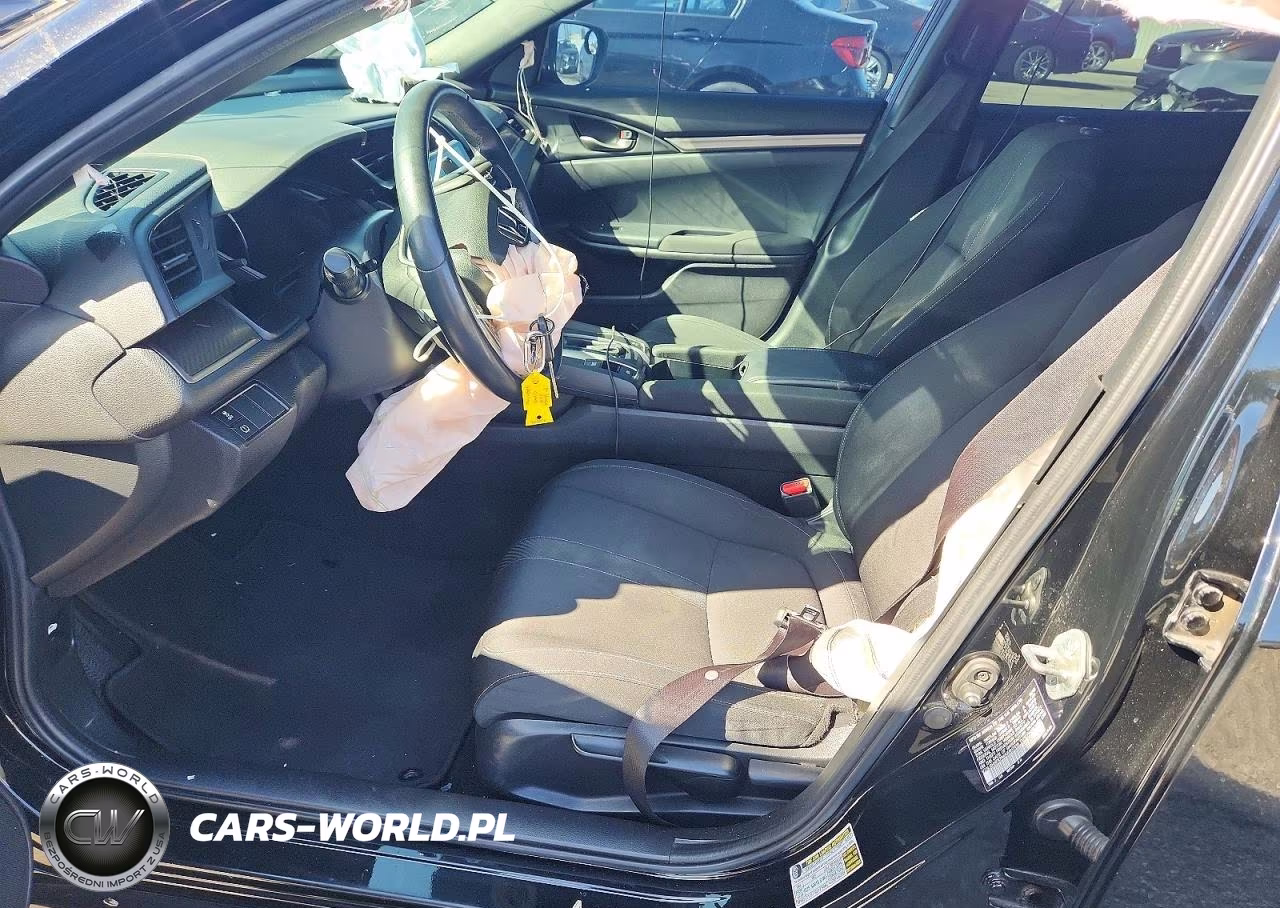 2018 Honda Civic Sport VIN:SHHFK7H4XJU417616 - 7