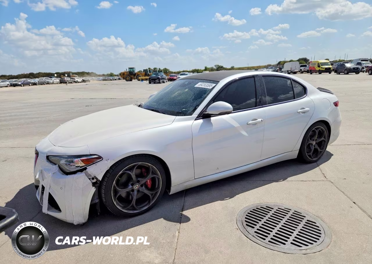 2017 Alfa Romeo Giulia Ti