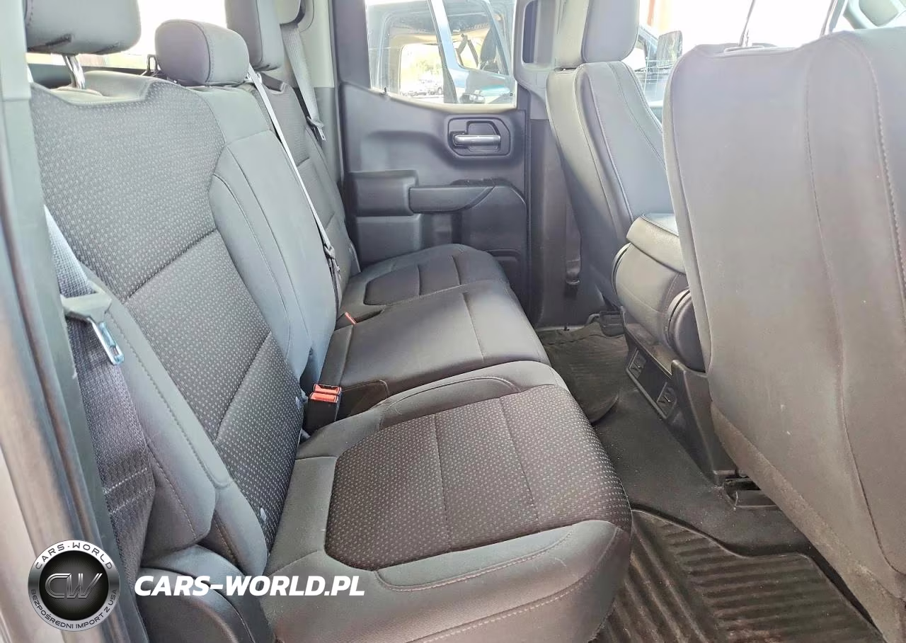 2021 Chevrolet Silverado K1500 Custom VIN:1GCRYBEK0MZ352079 - 10