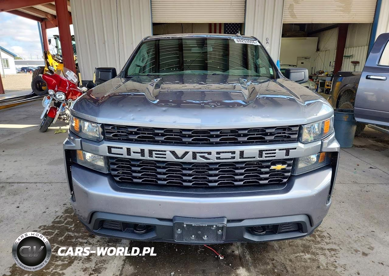 2021 Chevrolet Silverado K1500 Custom VIN:1GCRYBEK0MZ352079 - 5