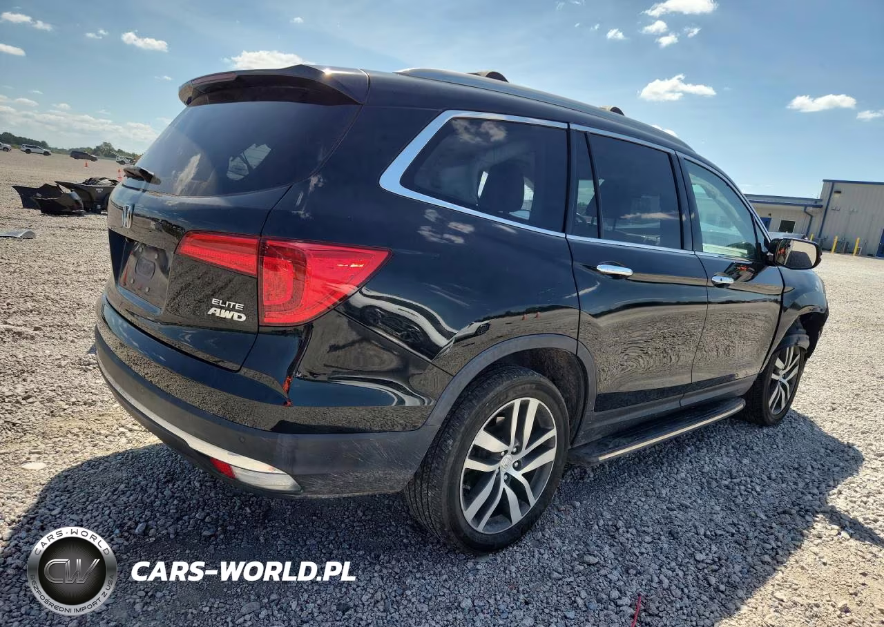 2017 Honda Pilot Elite VIN:5FNYF6H04HB001139 - 3