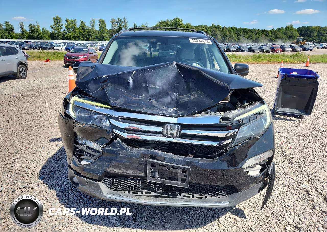 2017 Honda Pilot Elite VIN:5FNYF6H04HB001139 - 5