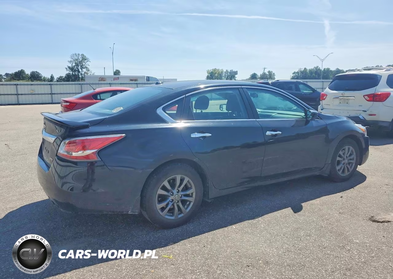 2015 Nissan Altima 2.5 S VIN:1N4AL3AP6FC573927 - 3