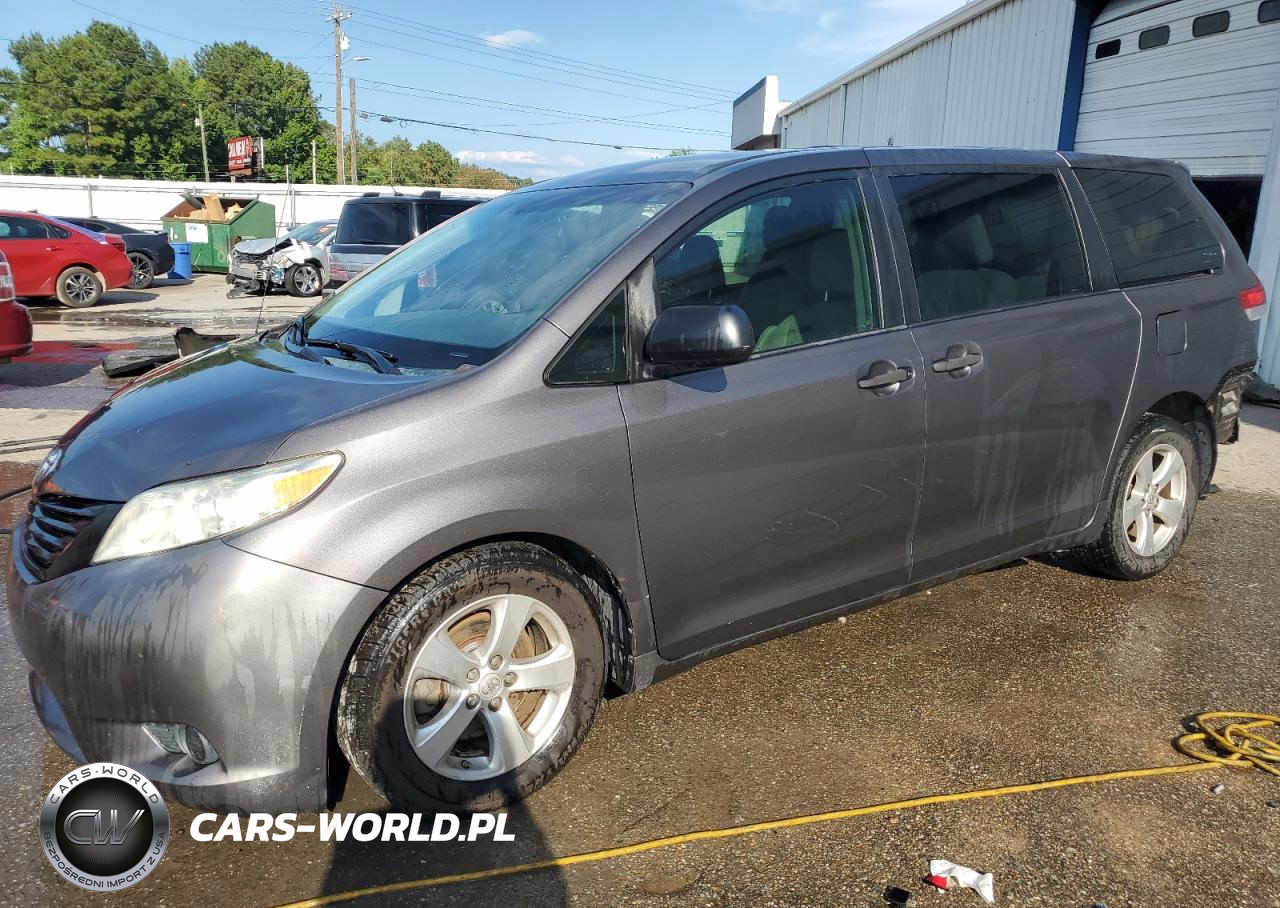 2013 Toyota Sienna
