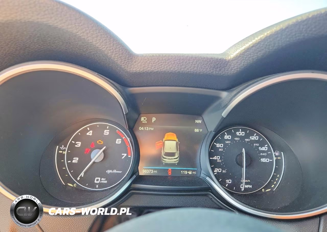 2018 Alfa Romeo Stelvio VIN:ZASFAKAN4J7C25938 - 9