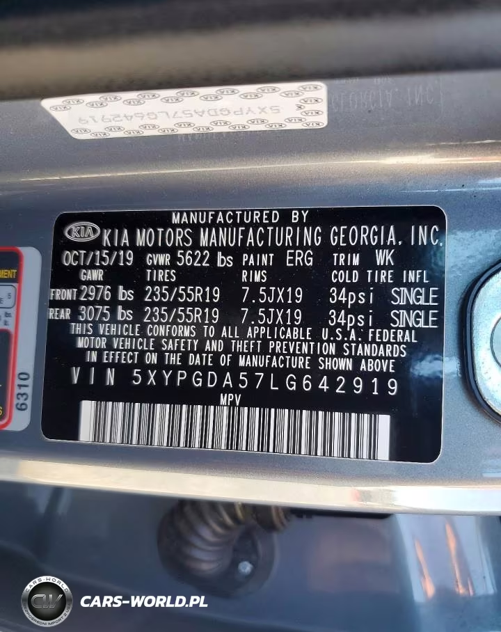 2020 Kia Sorento S VIN:5XYPGDA57LG642919 - 13