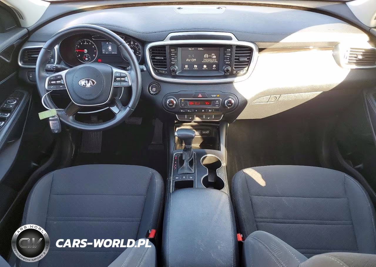 2020 Kia Sorento S VIN:5XYPGDA57LG642919 - 8