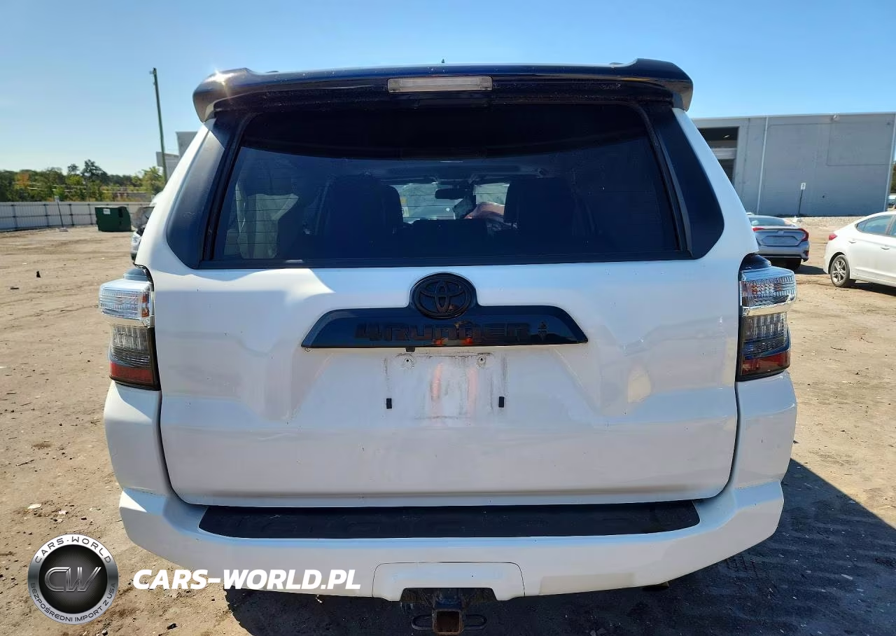 2021 Toyota 4Runner Venture Edition VIN:JTEHU5JR0M5945634 - 6
