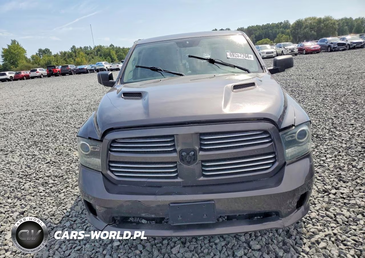 2014 Ram 1500 Sport VIN:1C6RR6MT2ES364637 - 5