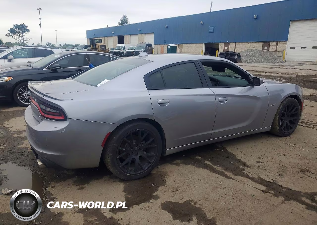 2015 Dodge Charger R-T VIN:2C3CDXCT3FH847684 - 3