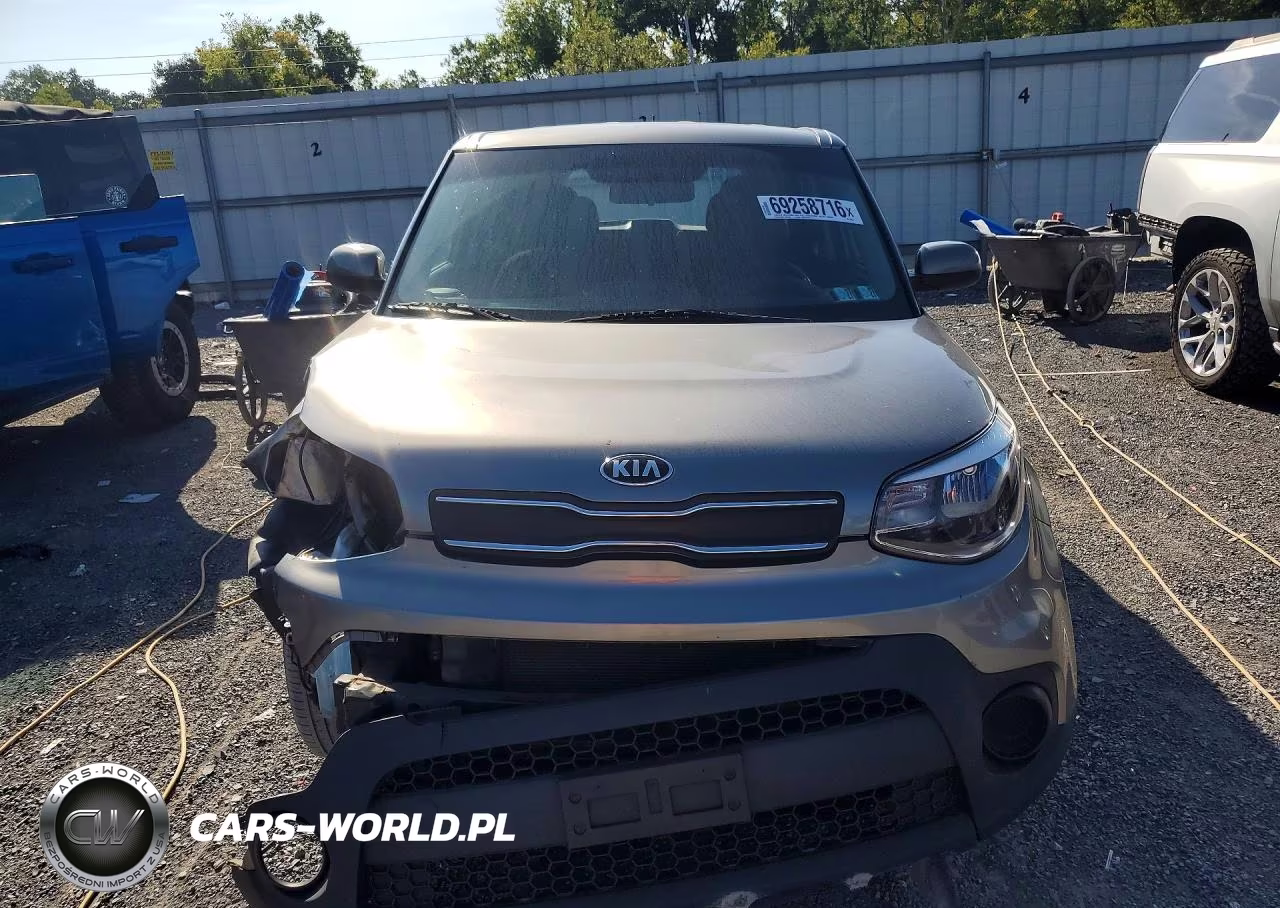 2017 Kia Soul Base VIN:KNDJN2A26H7430474 - 5