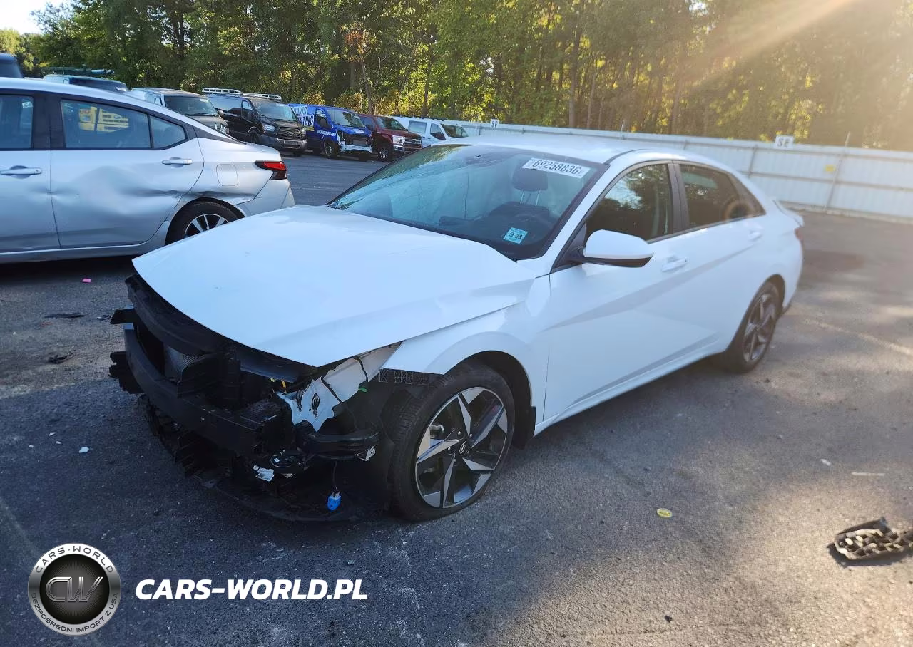 2023 Hyundai Elantra Sel