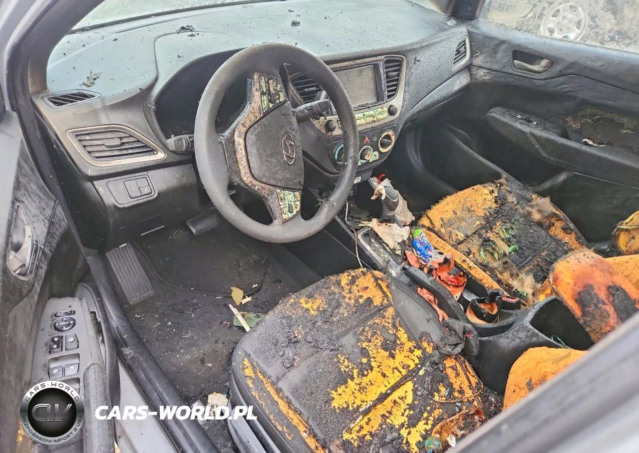2019 Hyundai Accent Sel VIN:3KPC24A33KE066320 - 8