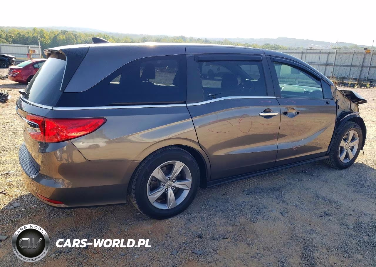 2018 Honda Odyssey Exl VIN:5FNRL6H75JB012182 - 3