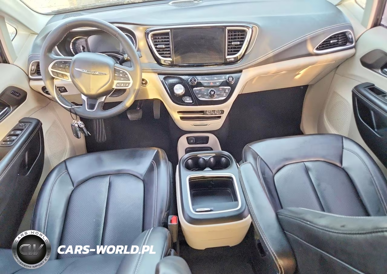 2023 Chrysler Pacifica Hybrid Touring L VIN:2C4RC1L79PR572679 - 8