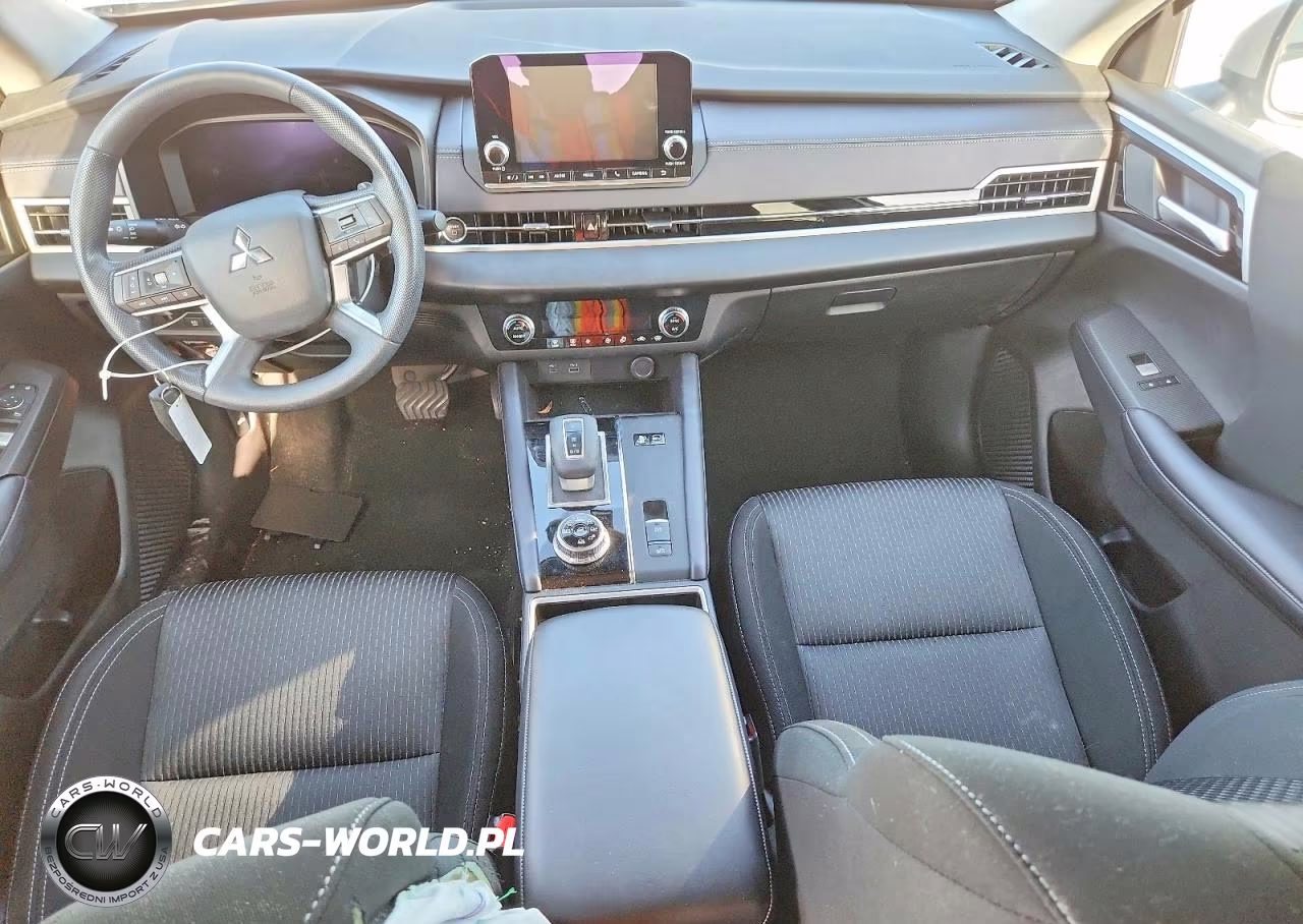 2024 Mits Outlander Phev VIN:JA4T5UA97RZ033132 - 8