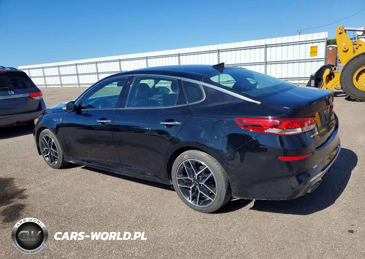 2020 Kia Optima Special Edition VIN:5XXGT4L34LG447596 - 2