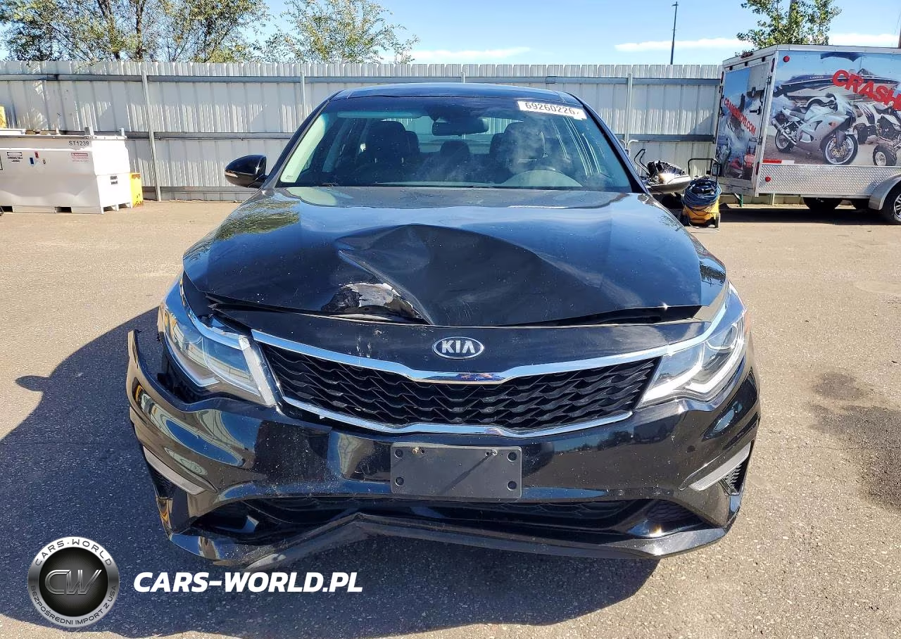 2020 Kia Optima Special Edition VIN:5XXGT4L34LG447596 - 5