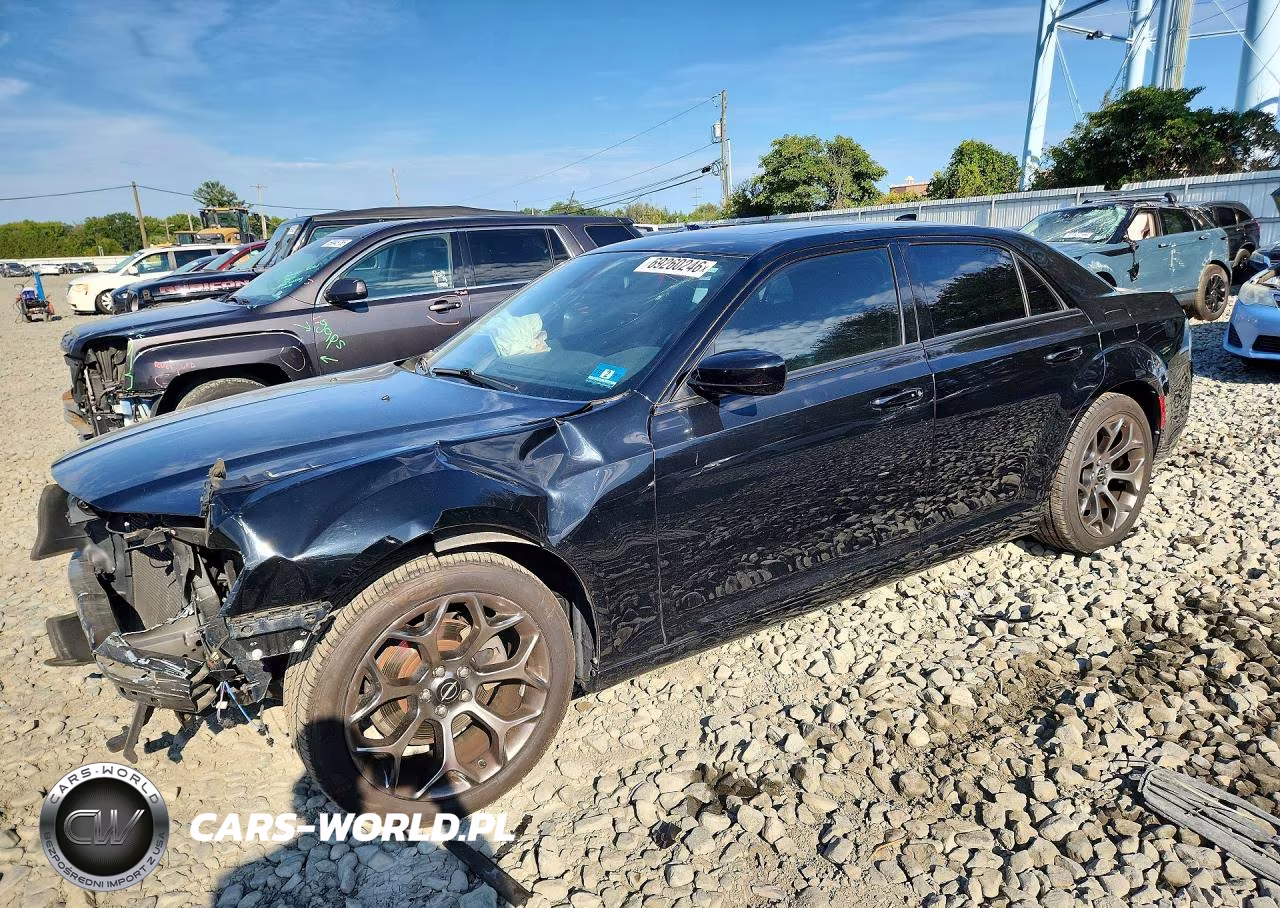 2018 Chrysler 300 S VIN:2C3CCABG2JH234226 - 1