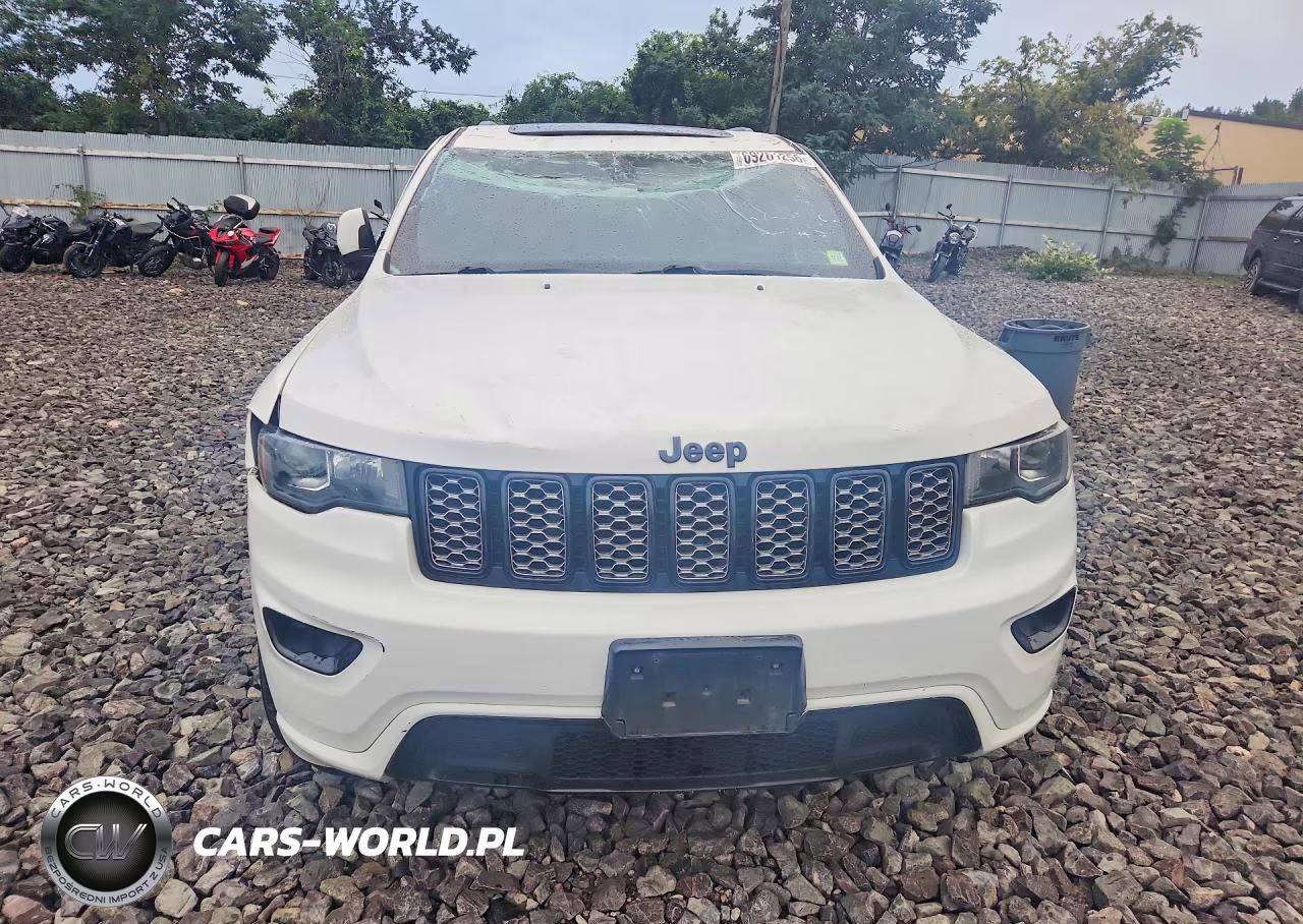 2019 Jeep Grand Cherokee Laredo VIN:1C4RJFAG7KC809404 - 5