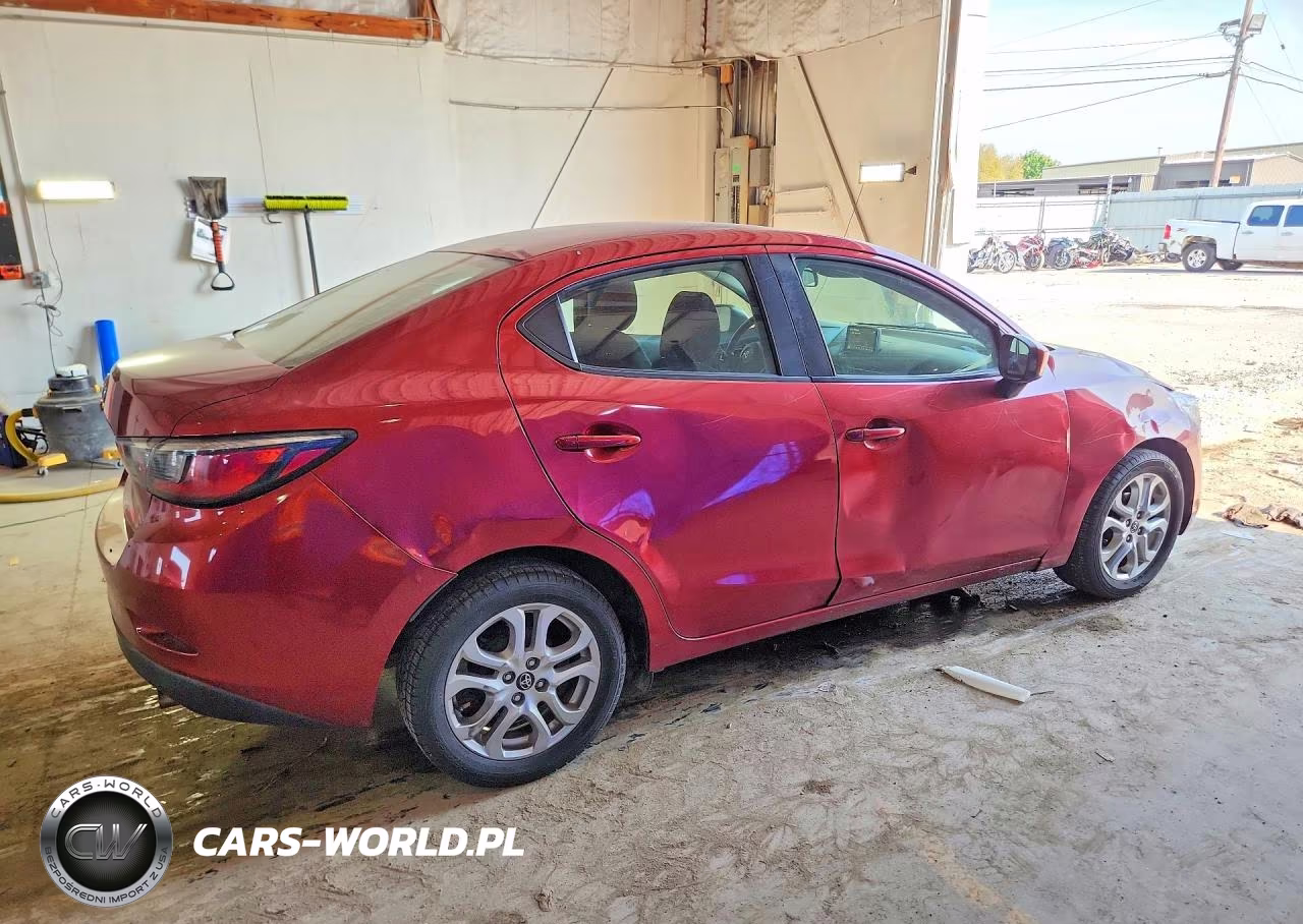 2018 Toyota Yaris Ia Base VIN:3MYDLBYVXJY326689 - 3