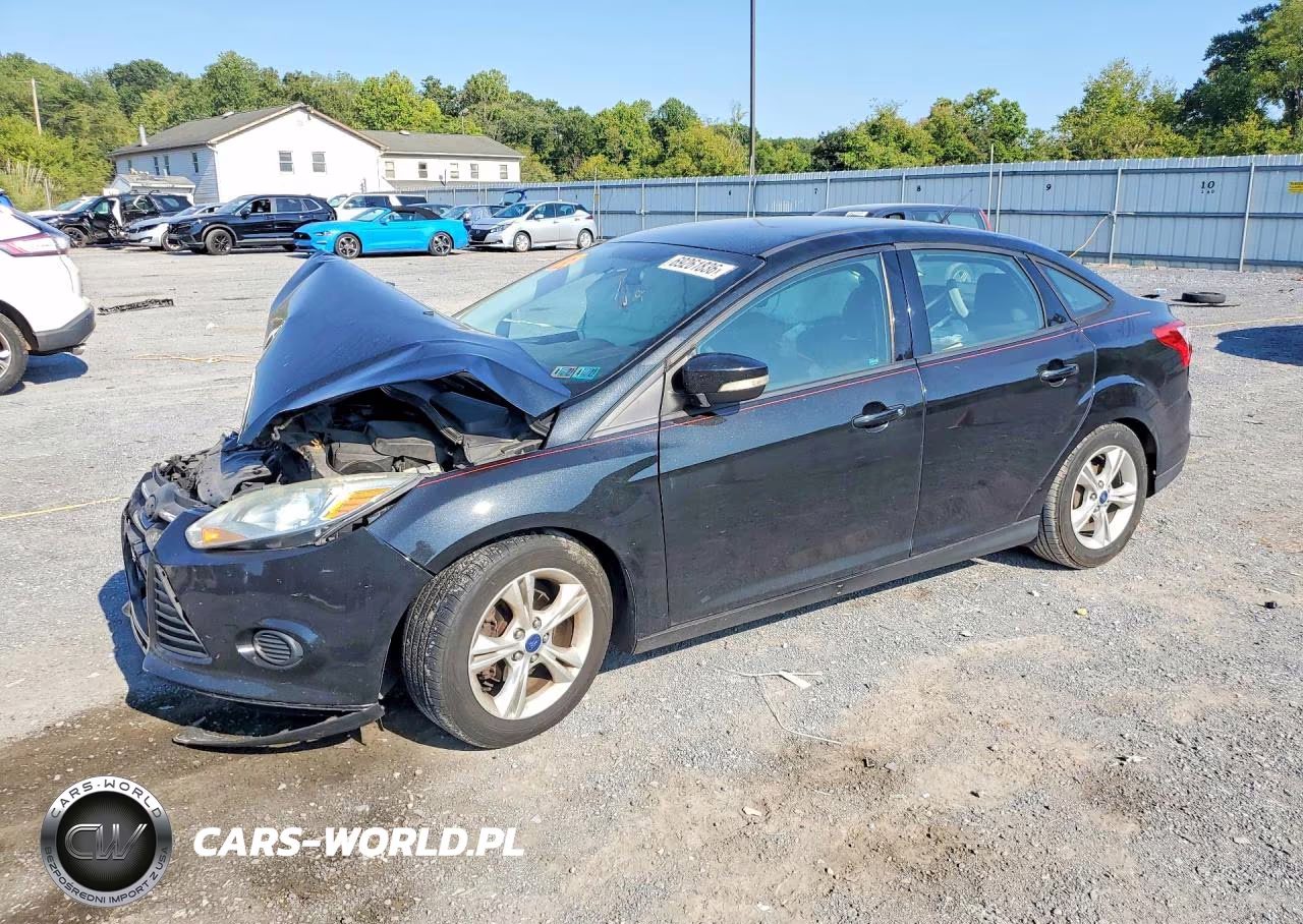 2014 Ford Focus Se VIN:1FADP3F21EL425133 - 1
